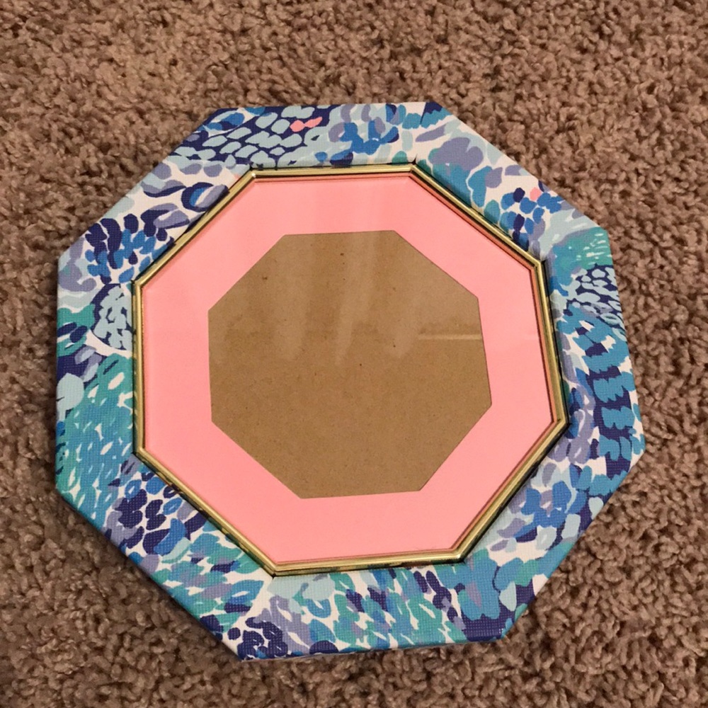 Lilly Pulitzer Frame